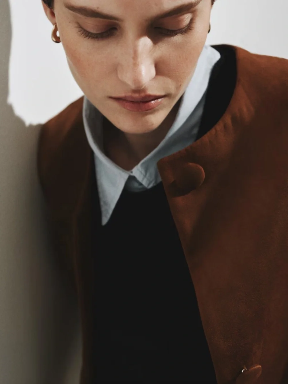 NWT H&M Classic Brown Faux Suede Collarless Jacket. Size Medium. - Picture 8 of 13